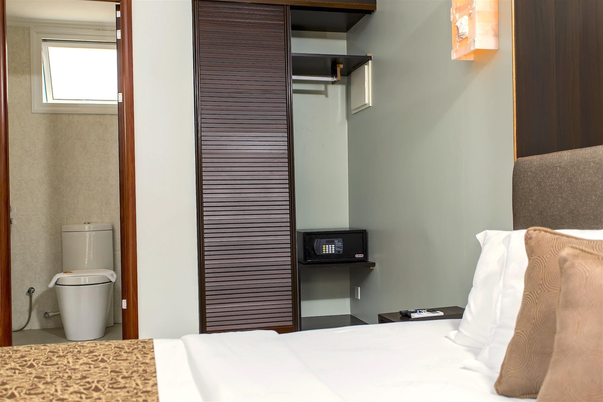 Kaani Village & Spa Maafushi Exterior foto